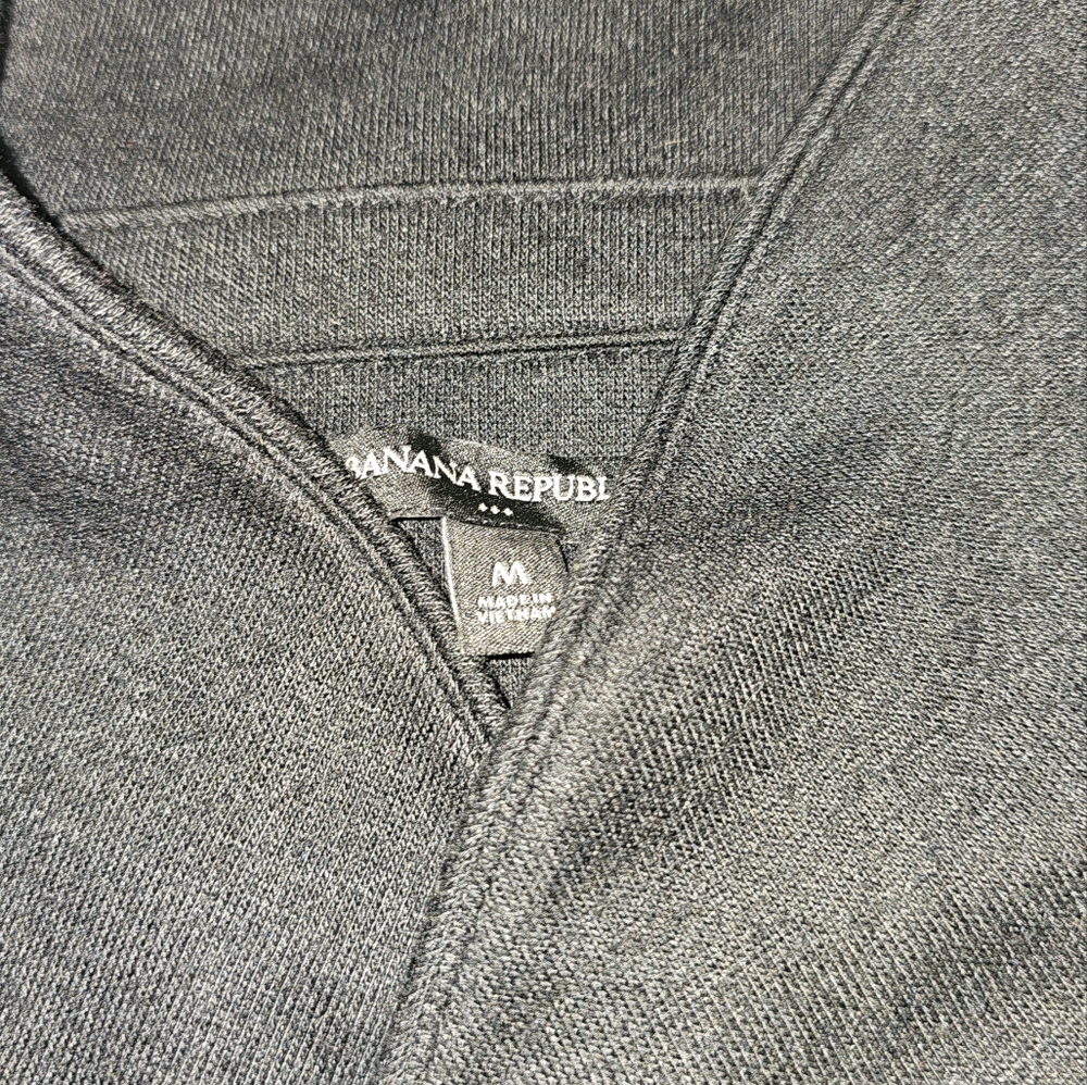 Banana Republic Long Sleeve V Neck Collar Shirt